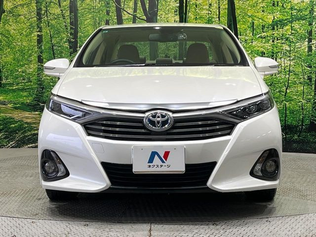 弊社では、全車『修復歴なし』のお車のみ取り扱っております。専任バイヤーによる厳選した仕入れの後、入庫後の車両チェックを行い、ネクステージが認定した高品質な中古車をご提供しております。