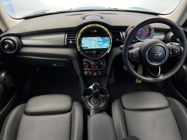 �A���ԃO���[�v���݌ɐ���2,000��!�S���̌n��X���烁�[�J�[�E�Ԏ��킸���Љ�o����̂ŁA���Ȃ��Ƀs�b�^���̂��Ԃ�������͂��ł���܂��͂��₢���킹��������