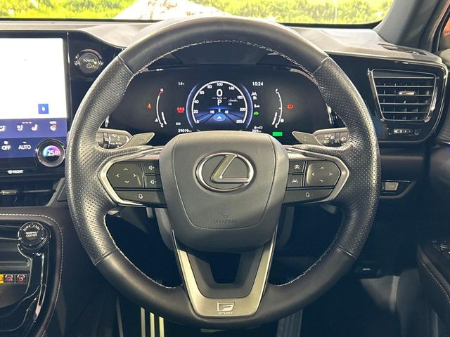 �y�����v�����X�e�A�����O�z�㎿�Ȋv���g�p���邱�ƂŁA��ɂ����������݂ƂĂ��^�]���₷���n���h���ł���