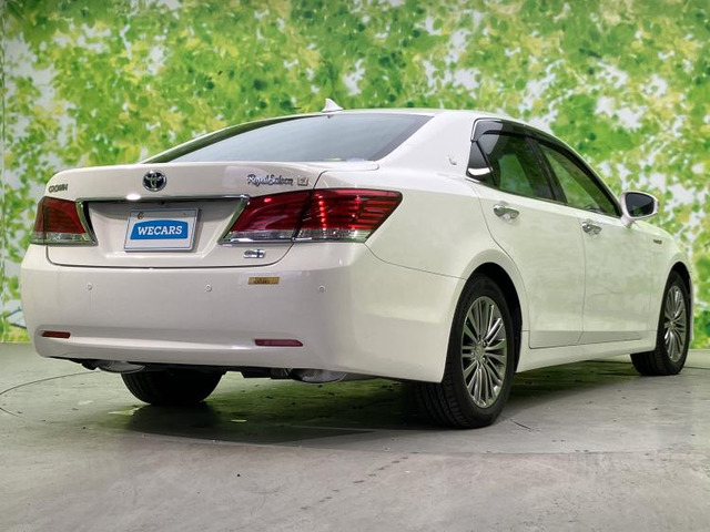 クラウンハイブリッド 2.5 ロイヤルサルーンG