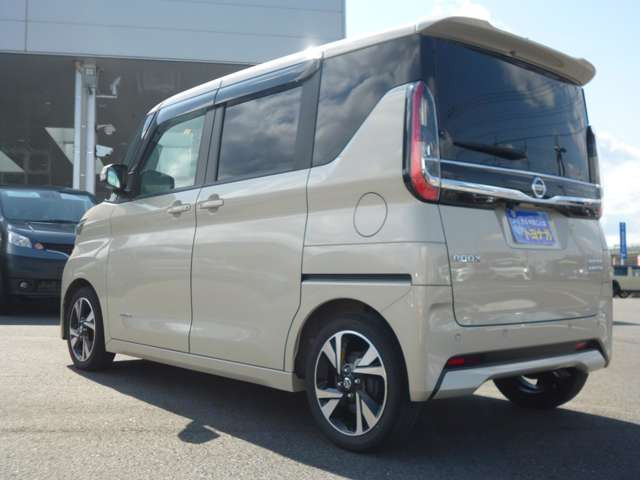 �����Ђł͑��Зl�ł悭����w�����ɓƎ��̗L�����Îԃp�b�N�ɋ����I�ɓ����Ă��������悤�Ȏ����������܂���̂ł����S�����������{���ɑ��z�ŏ��܂�(�����Ȃ�)