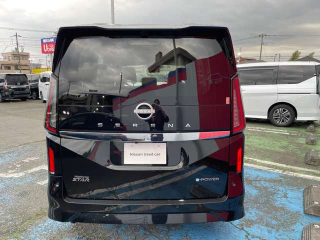 セレナ1.4 e-POWER ハイウェイスターV