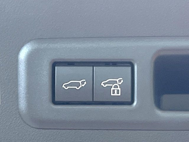 �y�p���[�o�b�N�h�A�z�X�}�[�g�L�[��^�]�Ȃ̃{�^�������������Ń��A�Q�[�g�������ŊJ���܂�!�ו��������Ă��鎞��A�����ʒu�ɂ���o�b�N�h�A��߂�ۂɕ֗��ȋ@�\�ł���