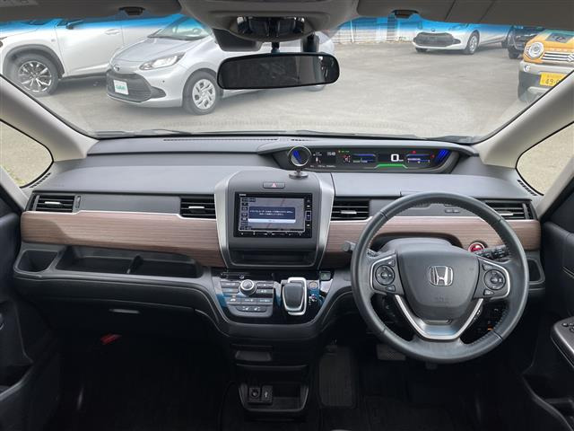 フリード1.5 ハイブリッド クロスター ホンダセンシング