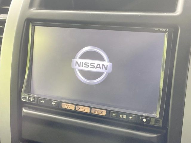 �y�����i�r�z�l�C�̏����i�r�𑕔����Ă���܂��B�i�r�̎g���₷���͂������A�I�[�f�B�I�@�\���[��!�L�����v�◷�s�͂������A�ʋ΂┃�����ȂǕ��i�̃h���C�u���y�����Ȃ�͂���