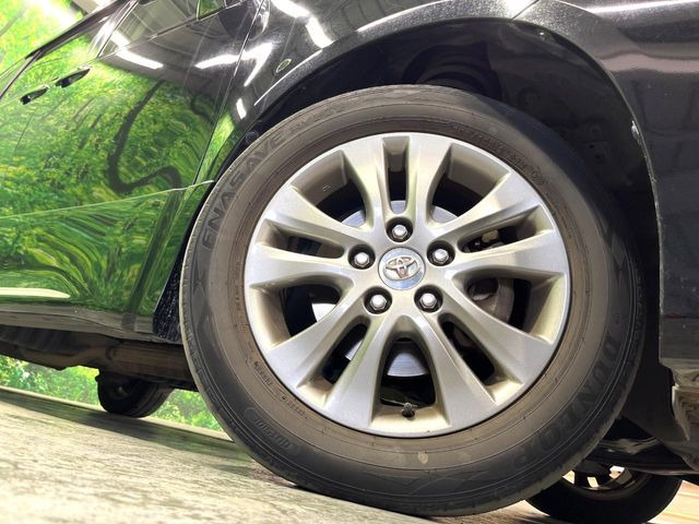 �y����16�C���`�A���~�z�C�[���z�O�ςɃ}�b�`���������A���~�z�C�[���𑕒����Ă���܂��B�e��ЊO�A���~�z�C�[����A�X�^�b�h���X�^�C�����戵�����Ă���܂��B���񂲑��k����������