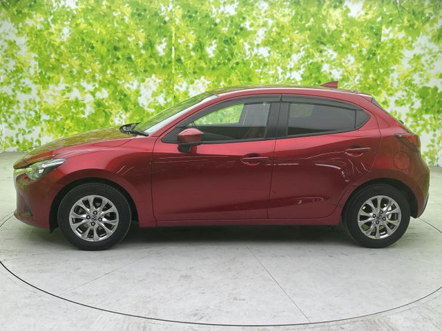 デミオ1.5 15S ノーブル クリムゾン