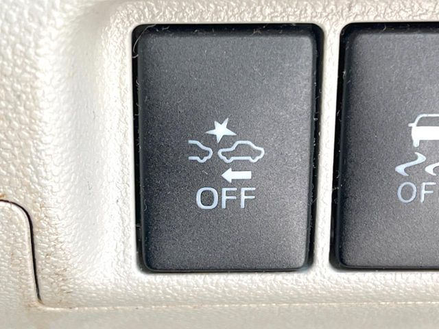 �y�X�}�[�g�A�V�X�g�z���s���ɑO���̎ԗ�����F�����A�Փ˂������Ȏ��͌x��ƃu���[�L�ŏՓˉ���Ɣ�Q�y�����A�V�X�g�B�����S�Ƀh���C�u�����y���݂��������܂��B