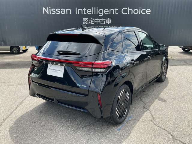 ノートオーラ1.2 G レザーエディション