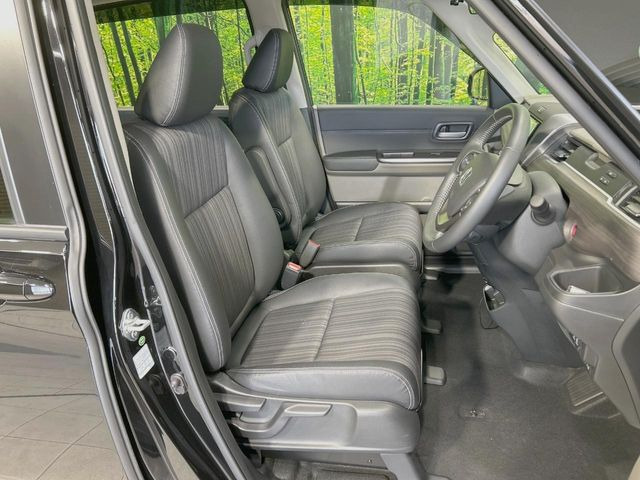 �y�n�[�t���U�[�V�[�g�z�������ƍ���S�n�𗼗������l�C�̃V�[�g���w�ʁE���ʂ̃t�@�u���b�N�f�ނ́A�ʋC���̗ǂ��⊊��ɂ����ɗD��Ă��܂��B�C���╞���ɍ��E���ꂸ���K�ɂ���肢�������܂��B