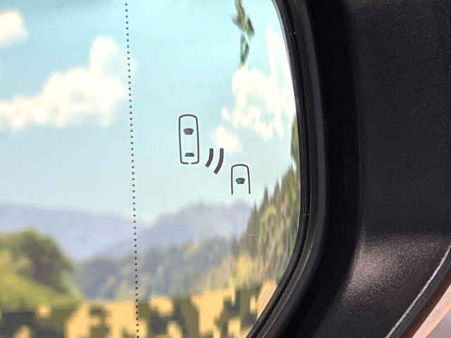 �y�u���C���h�X�|�b�g���j�^�[�z���s���A�h�A�~���[�̎��p�ɂȂ�₷���ӏ��Ɍ㑱�Ԃ��ڋ߂���ƃT�C�h�~���[�̃����Y�Ɍx����\��!�h���C�o�[�ɒ��ӊ��N�����Ă���܂��B