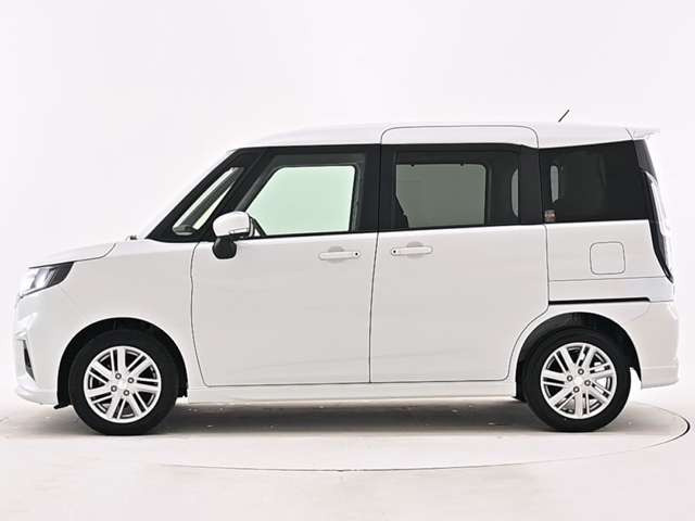 デリカD:21.2 ハイブリッド MZ 全方位カメラパッケージ 4WD