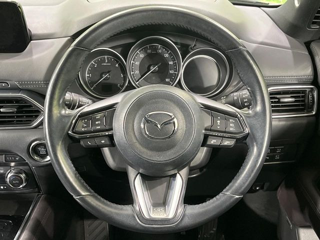 �y�����v�����X�e�A�����O�z�㎿�Ȋv���g�p���邱�ƂŁA��ɂ����������݂ƂĂ��^�]���₷���n���h���ł���