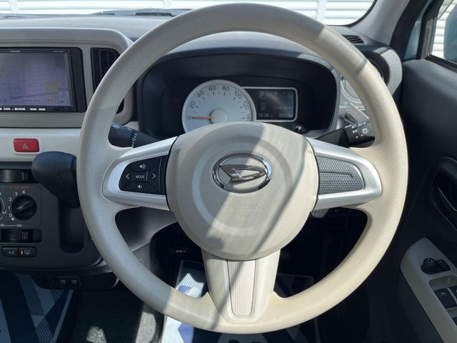 �y�X�e�A�����O�X�C�b�`�z�^�]���A�O������ڐ������炷���ƂȂ��A�I�[�f�B�I���̑��삪�\�ȕ֗��@�\!���S&���K�ȃh���C�u�����o���Ă���܂���