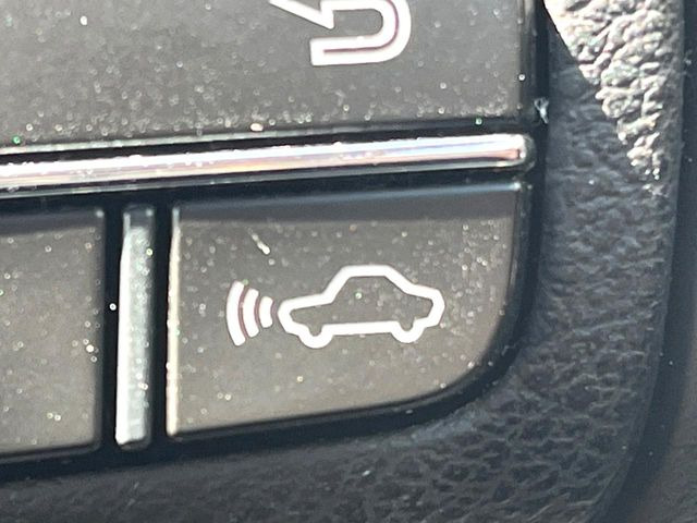 �y���[�_�[�N���[�Y�R���g���[���z�������H�ł̒��������s���y��!!�����ő��x��ۂN���[�Y�R���g���[�����A�Փˌy���V�X�e���ƘA�g���A�O���̎ԗ������m���ĎԊԂ�ۂ悤�ɑ��x���߂��Ă���܂�!!