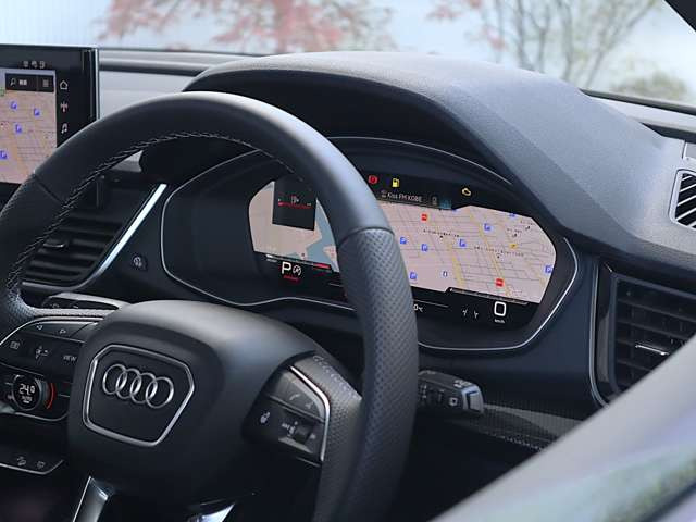 SQ5スポーツバック3.0 4WD