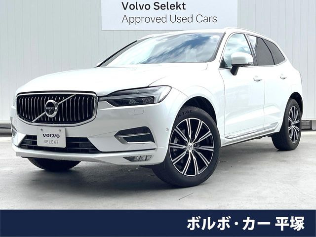 XC60B5 AWD インスクリプション 4WD