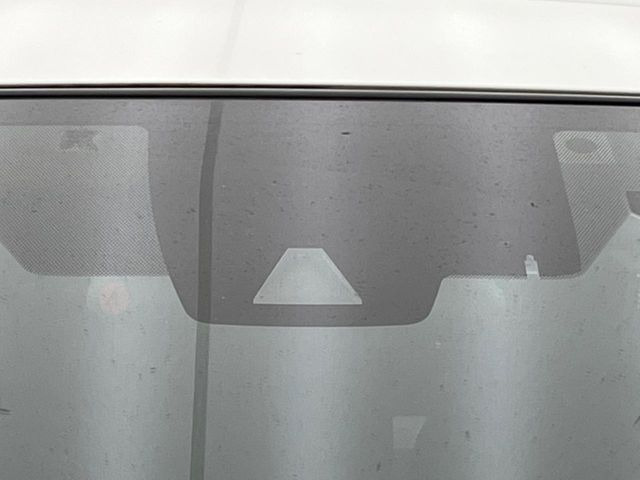 �y�g���^�Z�[�t�e�B�Z���X�z���s���ɑO���̎ԗ�����F�����A�Փ˂������Ȏ��͌x��ƃu���[�L�ŏՓˉ���Ɣ�Q�y�����A�V�X�g�B�����S�Ƀh���C�u�����y���݂��������܂��B