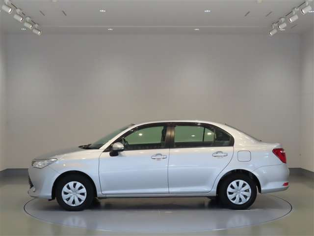 カローラアクシオ1.3 X