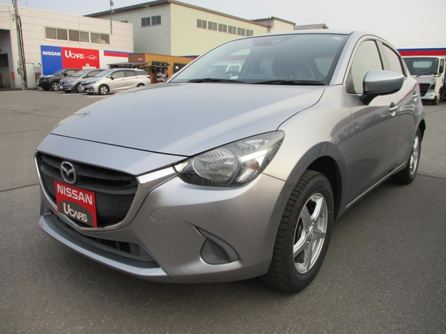 デミオ1.3 13S 4WD