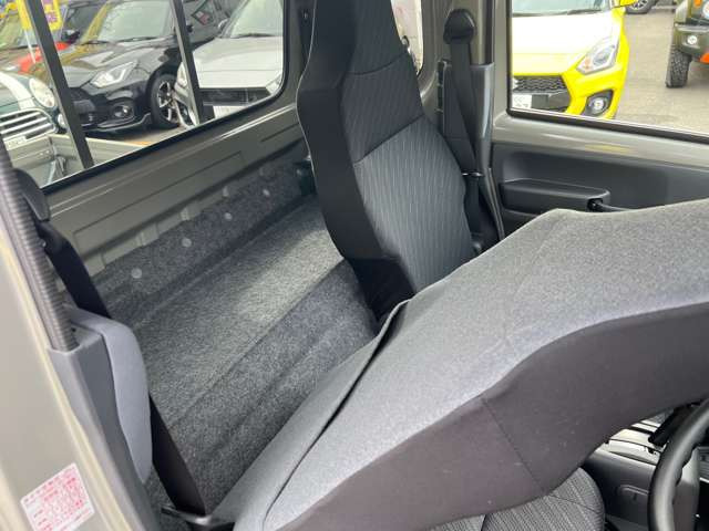 ���[�ŐV6�^���f���V�ԃX�Y�L�ۏؕt �����[��4�J���`6�J�����[��1�����f���A���u���[�L�T�|�[�gII �딭�i�}�Ԑ���E�}���p�[�L���O�Z���T�[ LED�w�b�h �A�C�h�����O�X�g�b�v