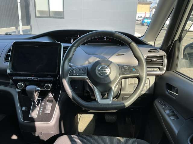 セレナ2.0 ハイウェイスターV