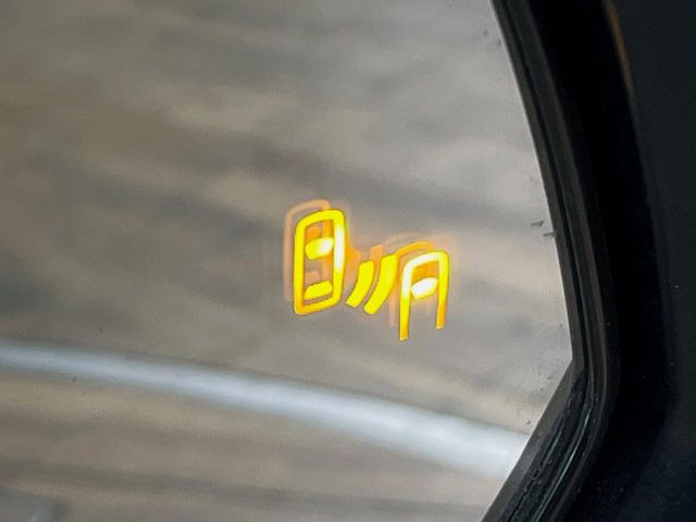 �y�u���C���h�X�|�b�g���j�^�[�z���s���A�h�A�~���[�̎��p�ɂȂ�₷���ӏ��Ɍ㑱�Ԃ��ڋ߂���ƃT�C�h�~���[�̃����Y�Ɍx����\��!�h���C�o�[�ɒ��ӊ��N�����Ă���܂��B