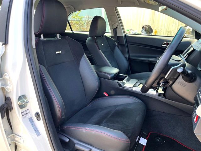 �y�n�[�t���U�[�V�[�g�z�������ƍ���S�n�𗼗������l�C�̃V�[�g���w�ʁE���ʂ̓X�G�[�h���ƂȂ��Ă���A���G��⊊��ɂ����ɗD��Ă��܂��B�C���╞���ɍ��E���ꂸ���K�ɂ���肢�������܂��B