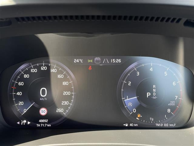 XC40T4 AWD インスクリプション 4WD