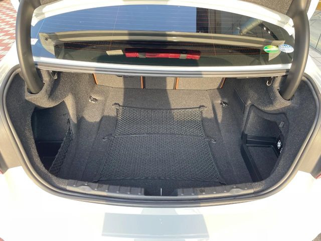 ���g�����N���[��:����L������e�X�y�[�X!���ꂾ���̍L��������΂��������⃌�W���[�Ȃǂɂ��œK�ł�!�g�p�������Ȃ����ꂢ�ȏ�Ԃ��ێ����Ă���܂��B