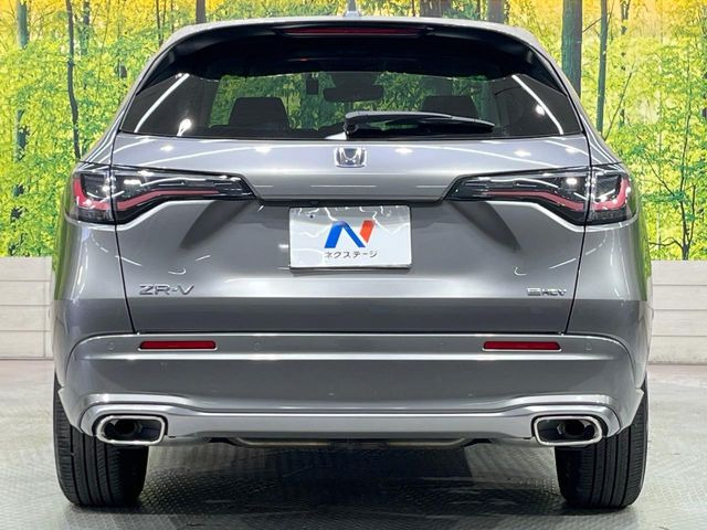 安心の最長10年・走行無制限保証(有償)をご用意。保証内容も充実はもちろん、無料点検&オイル交換や、年中無休の全国・24時間ロードサービスも付帯されておりますのでご安心下さい。