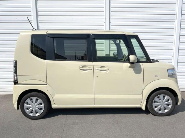 �������x�̃K���X�疌�ŝ����͂������A�㎿�ȃc���E����������B���O����_���J�����؂Ȉ��Ԃ�ی삵�A�F�����E�򉻂�h�~�B�u�e�X�v���b�V���R�[�g�v�A�u�e�v���~�b�T�R�[�g�v���炨�I�т��������܂��B