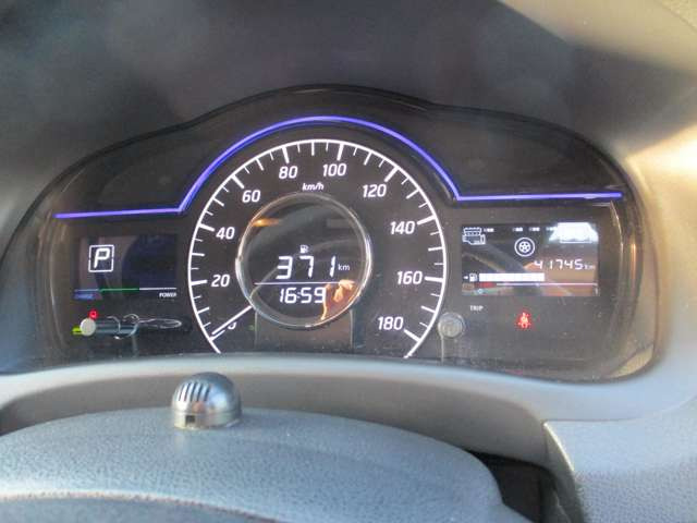 ノート1.2 e-POWER AUTECH