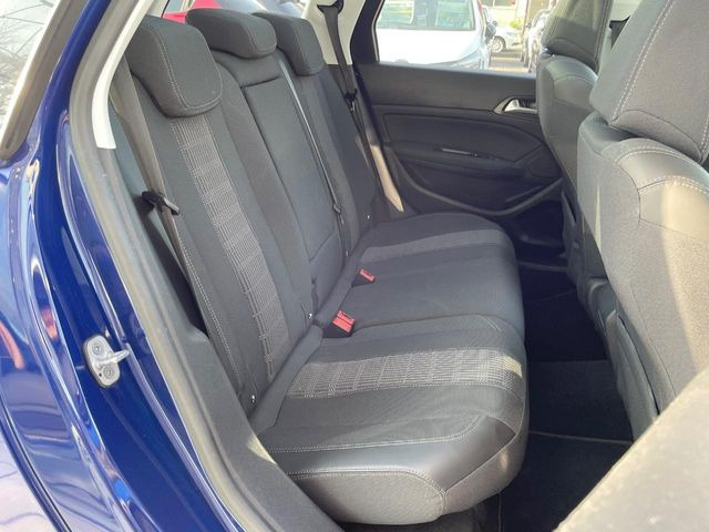 ���㕔���Ȃ��C�ɂȂ�悤�ȃL�Y�E�����ւ��蓙�A�傫�ȃ_���[�W�͂Ȃ��A�ǍD�ȏ�Ԃł��B