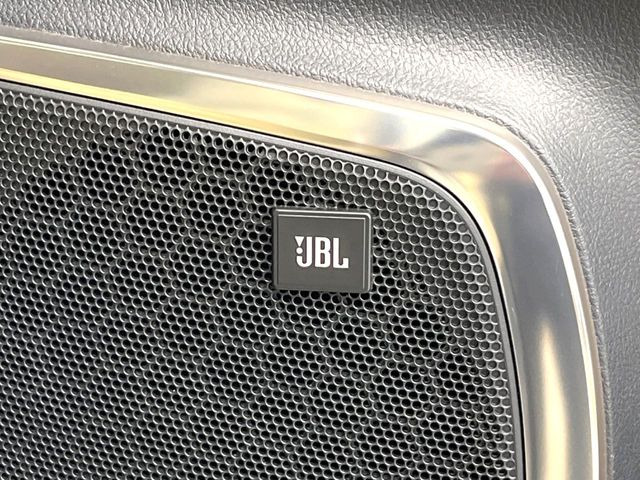 �yJBL�T�E���h�V�X�e���t�������i�r�z�[���̃i�r�@�\�͂������A���x�ȃ`���[�j���O�\�͂����ڂ���Ă���A�������ȉ��y�����y���݂��������܂���