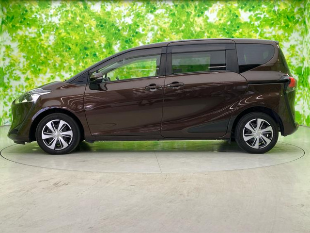 シエンタハイブリッド 1.5 ファンベース G クエロ