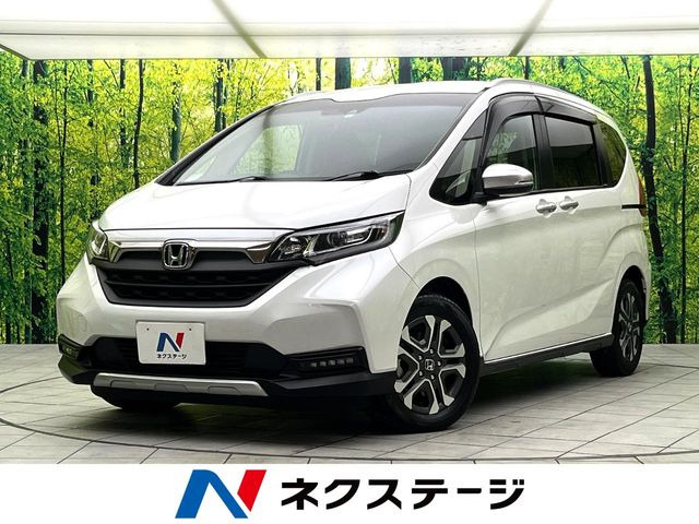 フリード（ホンダ）1.5 ハイブリッド クロスター 中古車画像