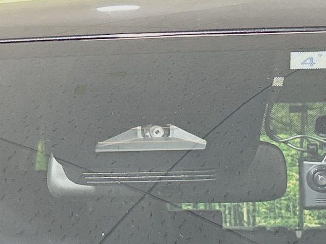 �y�g���^�Z�[�t�e�B�Z���X�z���s���ɑO���̎ԗ�����F�����A�Փ˂������Ȏ��͌x��ƃu���[�L�ŏՓˉ���Ɣ�Q�y�����A�V�X�g�B�����S�Ƀh���C�u�����y���݂��������܂��B