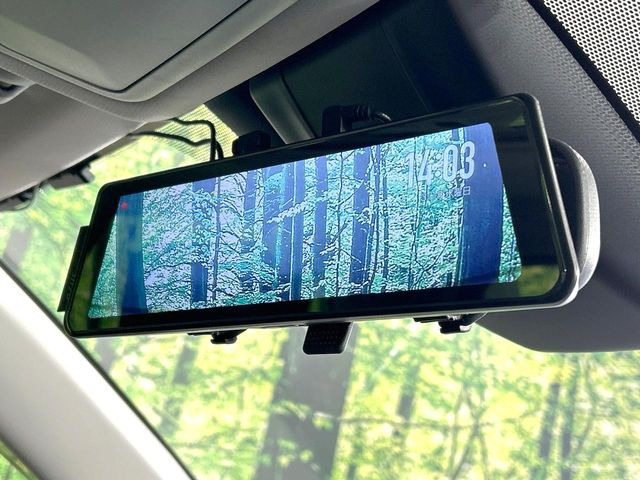 �y�f�W�^���C���i�[�~���[�z��Ȃ̑傫�ȉו��⓯��҂Ō�����m�F���Â炢���ł����S!�J�������B�e�����ԗ�����̉f�������[���~���[���ɕ\���B�N���A�Ȏ��E�ŏ󋵂̊m�F���\�ł�!