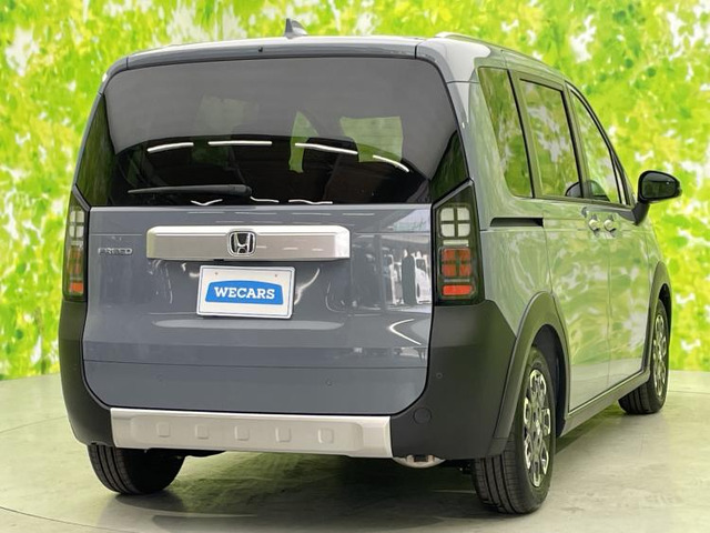 フリード1.5 クロスター