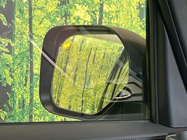 �y�u���C���h�X�|�b�g���[�j���O�z���s���A�h�A�~���[�̎��p�ɂȂ�₷���ӏ��Ɍ㑱�Ԃ��ڋ߂���ƃT�C�h�~���[�t�߂Ɍx����\���A�h���C�o�[�ɒ��ӊ��N�����Ă���܂��B