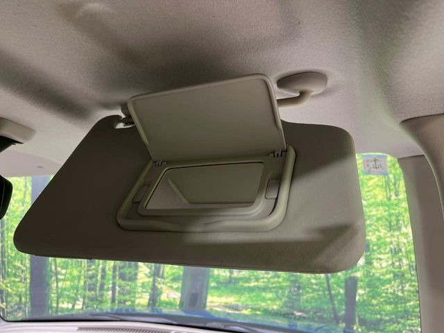 �y�o�j�e�B�~���[�z�T���o�C�U�[���ɐݒu���ꂽ�~���[�Őg�����Ȃ݃`�F�b�N!������Ƃ������C�N�����ɂ����􂵂܂���