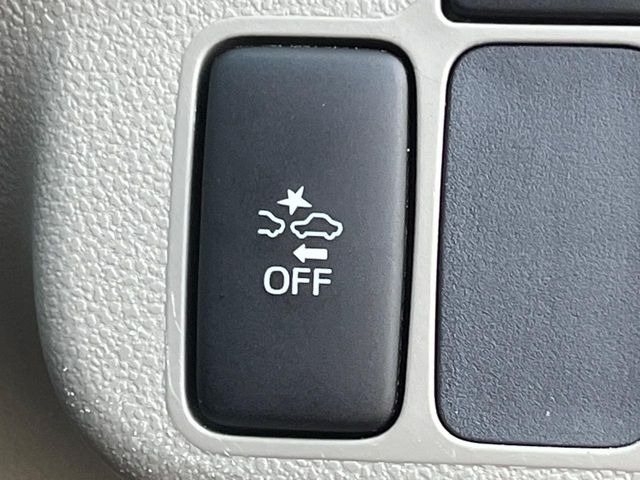 �y�X�}�[�g�A�V�X�g�z���s���ɑO���̎ԗ�����F�����A�Փ˂������Ȏ��͌x��ƃu���[�L�ŏՓˉ���Ɣ�Q�y�����A�V�X�g�B�����S�Ƀh���C�u�����y���݂��������܂��B