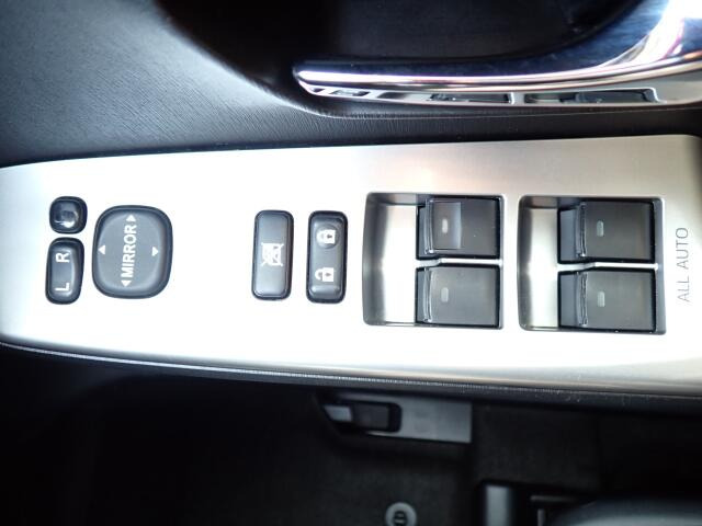 �d���i�[���h�A�~���[�E�p���[�E�B���h�E�������Ă��܂��B