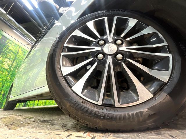 �y����15�C���`�A���~�z�C�[���z�O�ςɃ}�b�`���������A���~�z�C�[���𑕒����Ă���܂��B�e��ЊO�A���~�z�C�[����A�X�^�b�h���X�^�C�����戵�����Ă���܂��B���񂲑��k����������