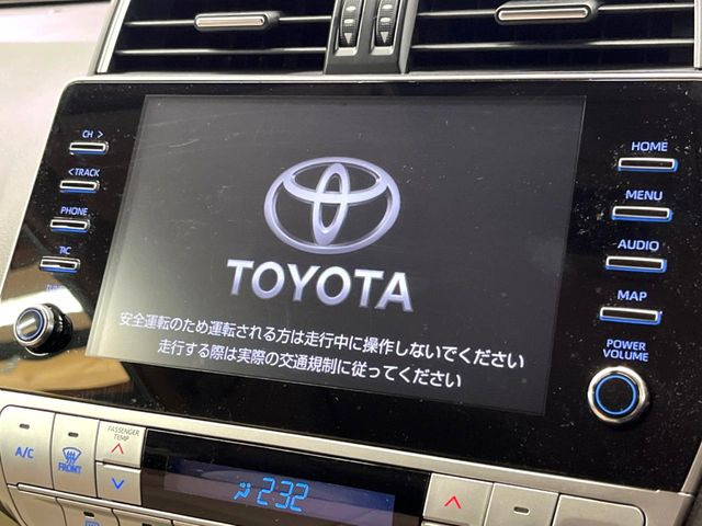 【9インチ ディスプレイオーディオ】大画面ディスプレイへお持ちのスマートフォンと連携して、ナビやbluetoothでの音楽再生が可能です♪デザインはもちろん操作性も良好!別途ナビ機能の取付可能です♪