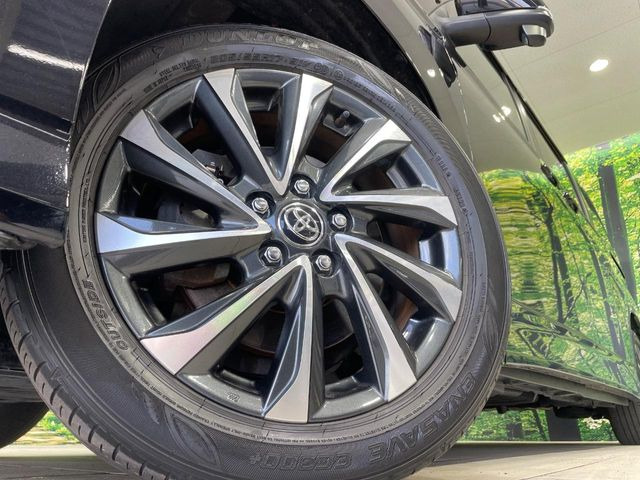 �y����17�C���`�A���~�z�C�[���z�O�ςɃ}�b�`���������A���~�z�C�[���𑕒����Ă���܂��B�e��ЊO�A���~�z�C�[����A�X�^�b�h���X�^�C�����戵�����Ă���܂��B���񂲑��k����������