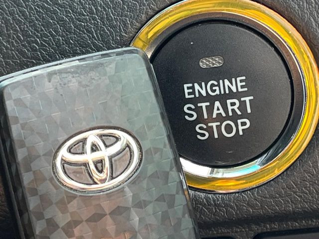 �y�X�}�[�g�L�[�z�J�o����|�P�b�g�ɓ��ꂽ�܂܂ł��h�A�̎{���E�������\�ȃX�}�[�g�L�[�𑕔��B�G���W���̃I���E�I�t�����J�M�����o���K�v����������Ƃ��Ă��֗��ł���