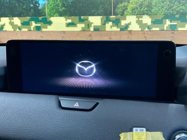 �y12.3�C���`�}�c�_�R�l�N�g�z�ԓ��̕��͋C�Ƀ}�b�`������^�f�B�X�v���C�B�X�}�z�ڑ��ł̃i�r�g�p��Bluetooth�Đ����A�l�X�ȋ@�\���y���߂܂��B�����I�ȃ_�C�������삪�\�ŁA�g��������ǍD�ł��B