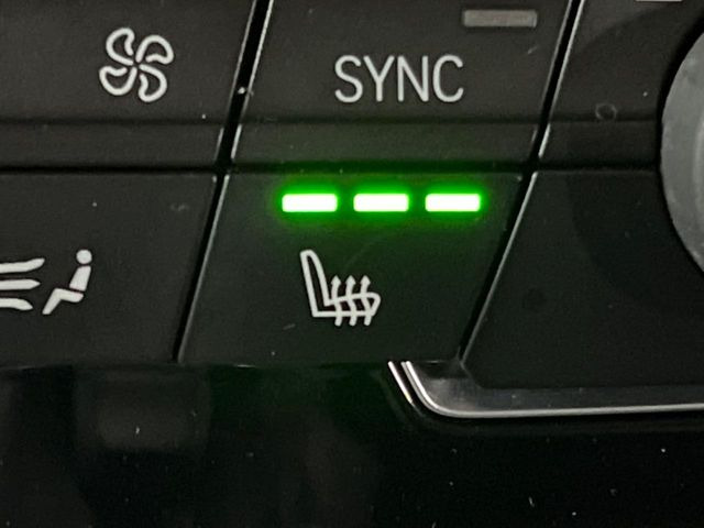 ���t�����g�V�[�g�q�[�e�B���O:�^�]�ȁE����ȋ��ɎO�i�K�Œ��߂��\�ȃV�[�g�q�[�^�[�𑕔����Ă���܂��B�G�߂��킸���K�ɂ��g�p���������܂��B